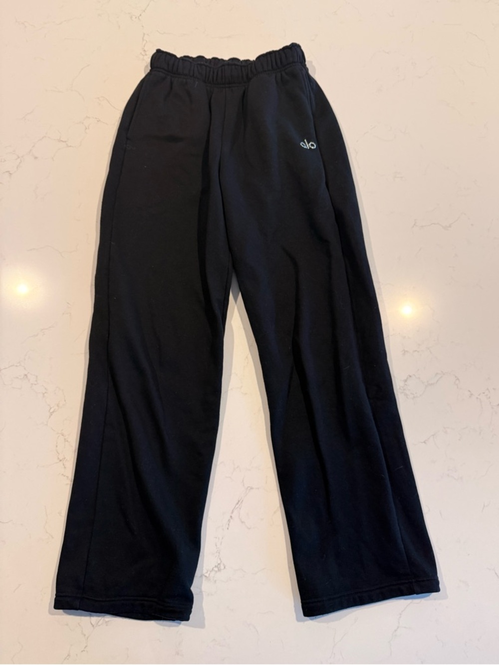 ALO YOGA ACCOLADE PANTS